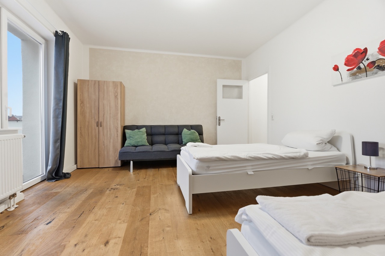 Schlafzimmer, Wohnzimmer Küche Esszimmer, Monteurwohnung, Wohnen auf Zeit